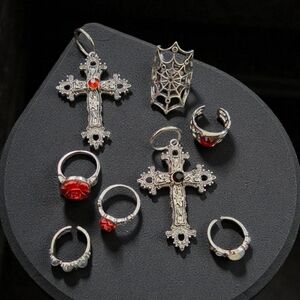 GOTHIC JEWELRY SILVERTONE